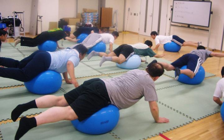 研究人員發(fā)現(xiàn)運動對肝臟具有與減肥無關(guān)的有益作用