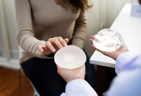 FDA 發(fā)布更嚴格的乳房植入物安全要求