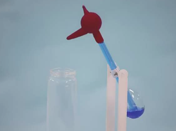 受飲水鳥玩具啟發(fā)的發(fā)電機(jī)利用蒸發(fā)水為電子設(shè)備供電